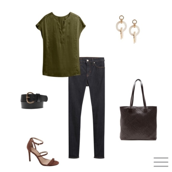 BLOUSES at a glance 🌿🌿🌿 - Picture 3 of 5